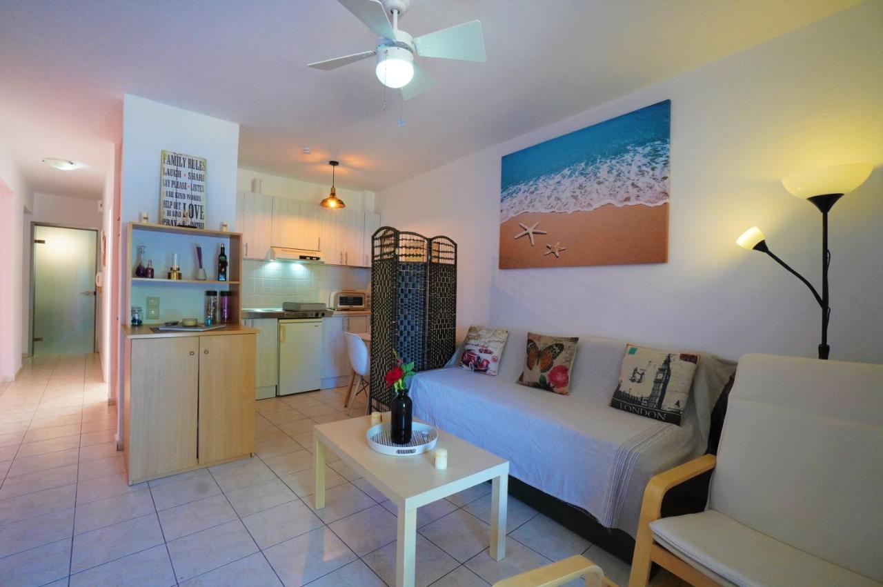Mandy Seafront Apartment *